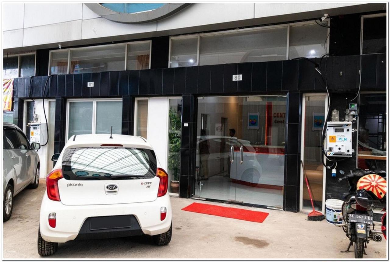 Reddoorz Plus @ Centrium Katamso Medan Exteriér fotografie