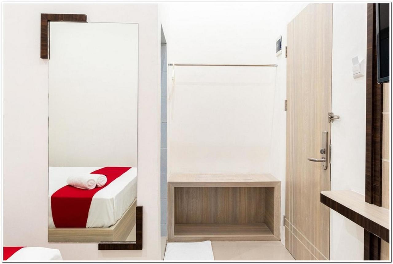 Reddoorz Plus @ Centrium Katamso Medan Exteriér fotografie